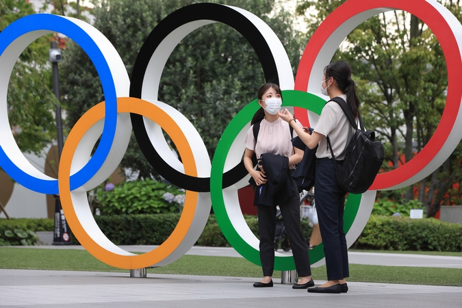 Tokijo olimpiados organizatoriai perspėja, kad žaidynės gali vykti be žiūrovų