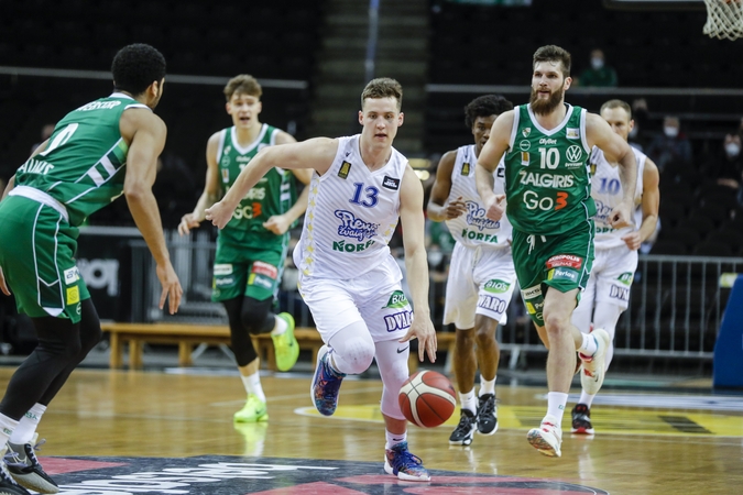 Sezono rekordą užfiksavęs „Žalgiris“ susitvarkė su „Pieno žvaigždėmis“