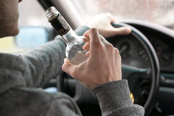 Širvintų rajone neblaivus jaunuolis vairavo vogtą automobilį