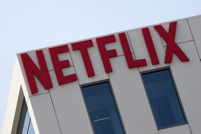 „Netflix“ įkūrėjas skyrė 120 mln. dolerių JAV juodaodžių koledžų stipendijoms