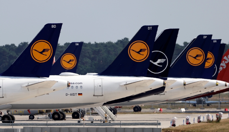 „Lufthansa“ paskelbė apie planus atleisti dar tūkstantį darbuotojų
