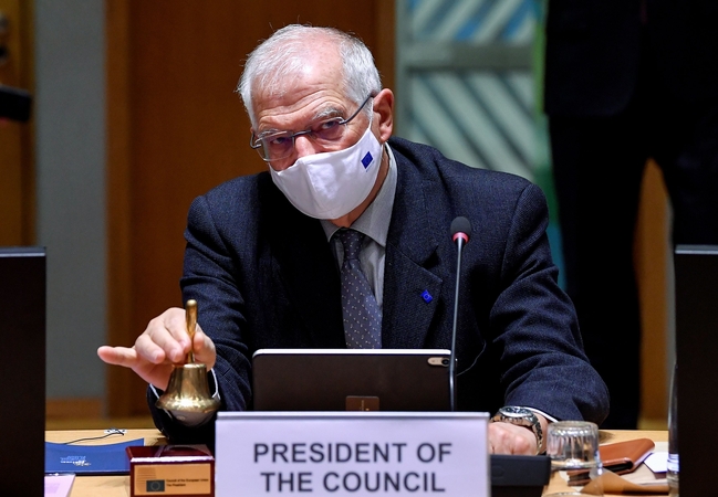 ES svarstant sankcijas Rusijai, bloko užsienio politikos vadovas apsilankys Maskvoje