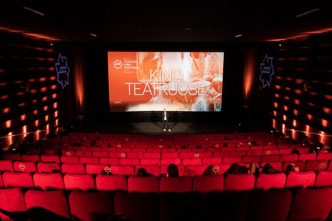 „Kino pavasaris“ kino teatruose artėja į pabaigą: filmų premjeros ir kultūros pasiilgę žmonės