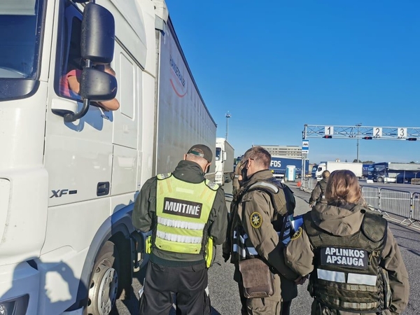 Velykų savaitgalį aplinkosaugininkai darbo režimo nekeis – į pranešimus reaguos visą parą