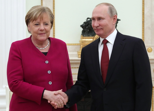 A. Merkel ir V. Putinas Kremliuje aptaria Artimųjų Rytų „karštuosius taškus“