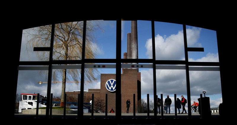 „Volkswagen“ nebegamins dujomis varomų automobilių