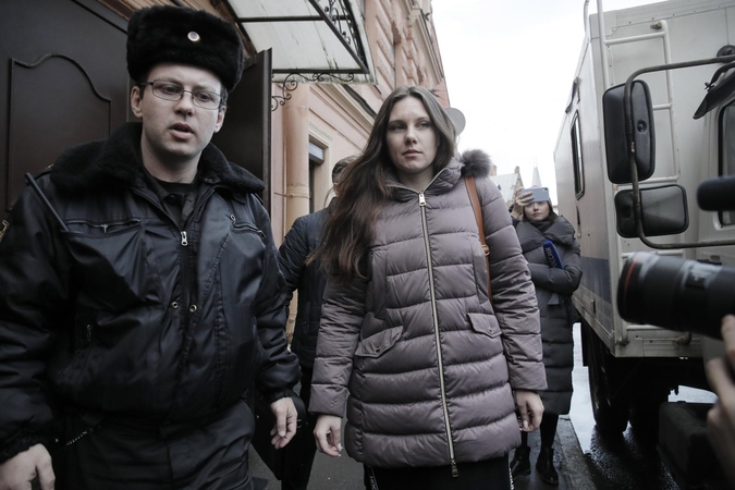 Rusijos teismas liepė iš karantino pabėgusiai moteriai grįžti į ligoninę