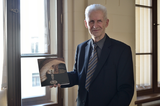 Vilniaus pilių riteris ir metraštininkas dr. K. N. Kitkauskas švenčia garbingą jubiliejų