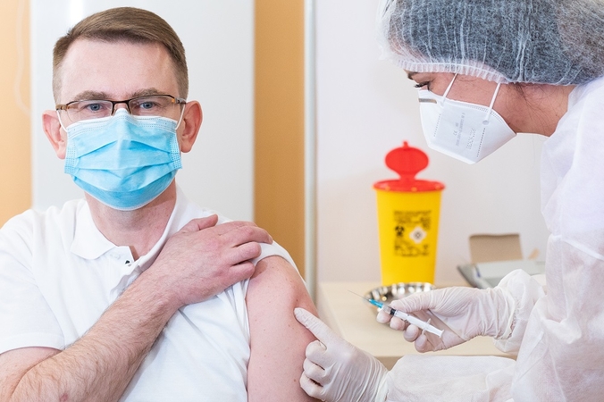 A. Dulkys: tikėtina, kad iš Danijos gavus „AstraZeneca“ vakcinų, galėtume pradėti masinį skiepijimą
