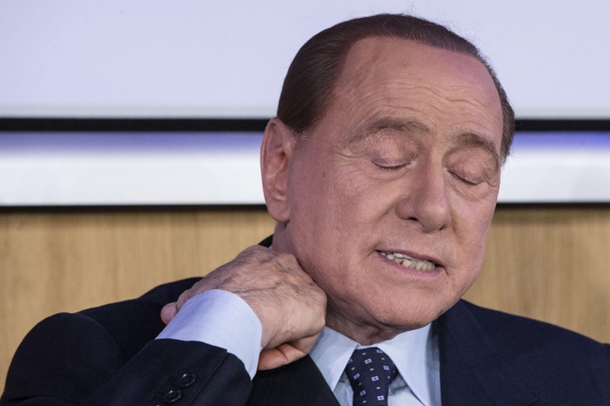 Gydytojas: kovą ar balandį COVID-19 S. Berlusconiui būtų reiškęs mirties nuosprendį