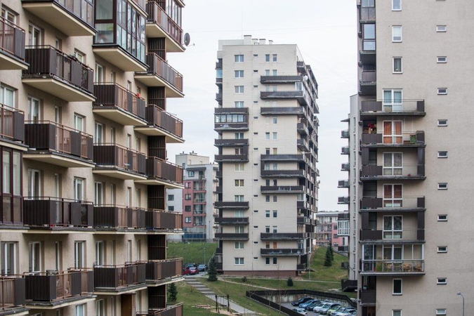 Ekonomistas: nėra jokių ženklų, kad Lietuvoje NT rinka kaista