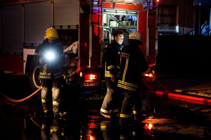 Šeštadienio vakarą – gaisras Raseinių rajone: užsiliepsnojo kavinė