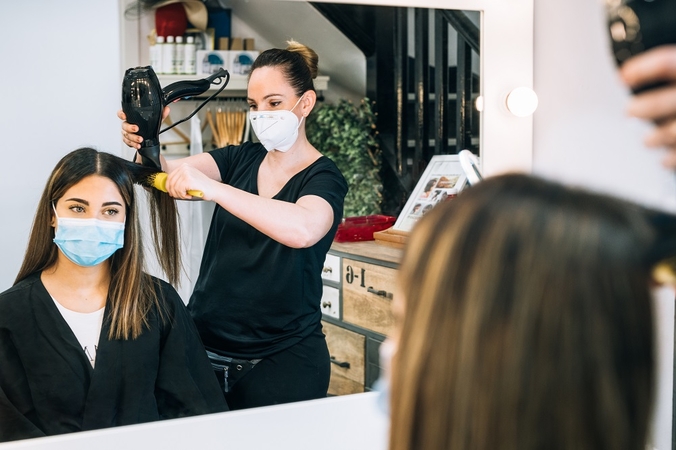 Konsultacija grožio specialistams: darbas COVID-19 akivaizdoje ir kylantys iššūkiai (vaizdo įrašas)