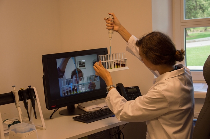 Botanikos sode karantino metu – eksperimentai ir virtualios transliacijos