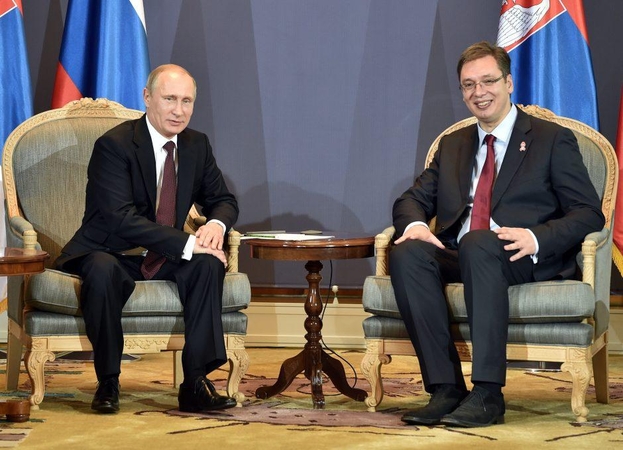 Serbijos prezidentas padėkojo V. Putinui už šalies kariuomenės stiprinimą