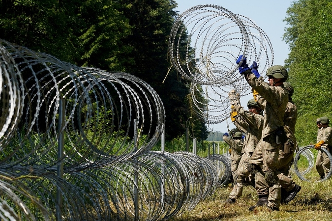 VRM: jautriausiuose pasienio ruožuose šiuo metu nutiesta apie 25 kilometrus koncertinos