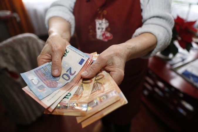 Socialinių reikalų ir darbo komitetas – už siūlymą sparčiau didinti pensijas