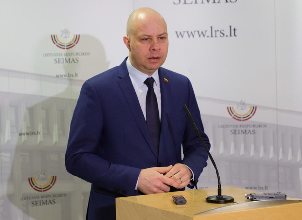 A. Veryga: visų, išskyrus vieną, užsikrėtusių koronavirusu būklė yra gera