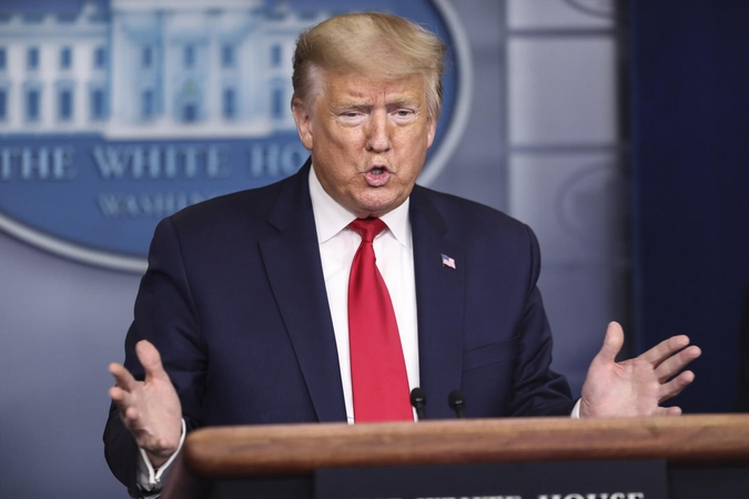 D. Trumpas: JAV atlikta daugiau kaip 2 milijonai koronaviruso testų