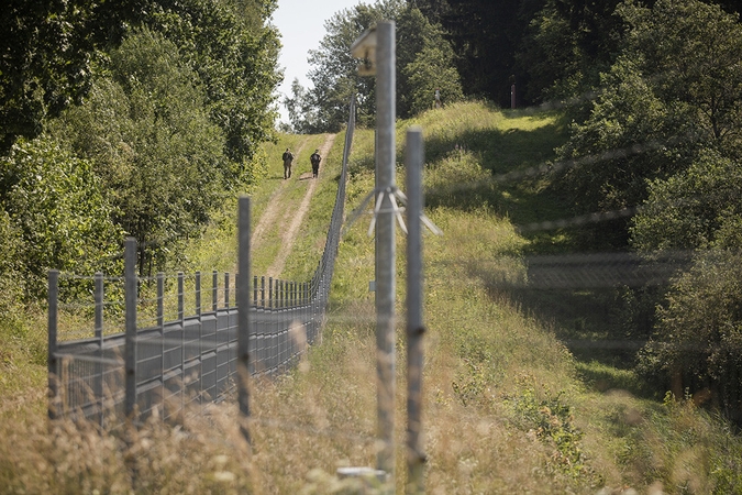 Lietuvos kariuomenė didina skiriamą pagalbą migracijos situacijai šalyje suvaldyti