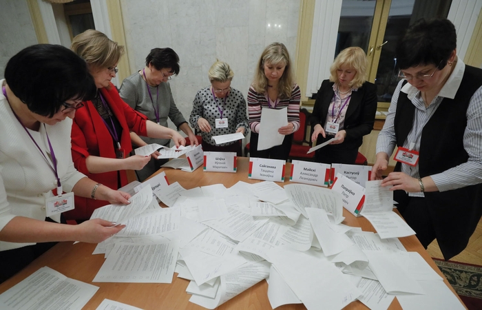 Oficialu: opozicijos kandidatai į Baltarusijos parlamentą nepateko
