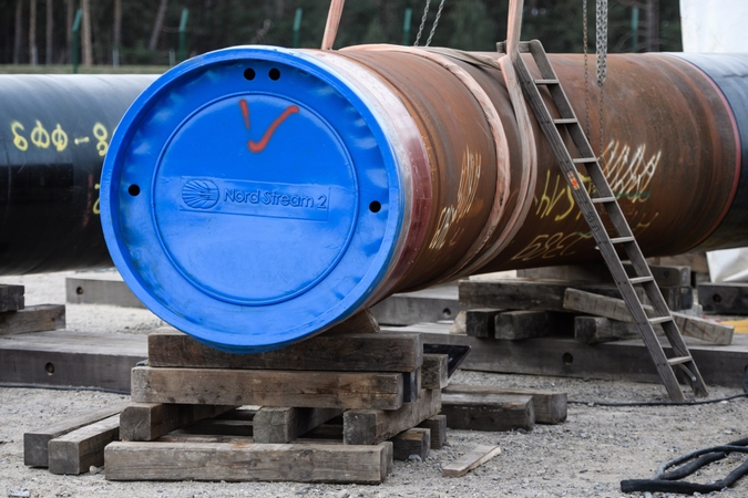 Paryžius ragina Berlyną dėl Rusijos elgesio A. Navalno atžvilgiu nutraukti „Nord Stream 2“ projektą