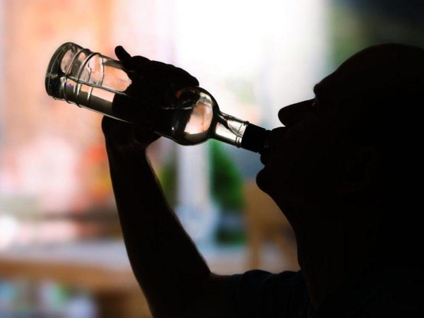 Seimo Biudžeto ir finansų komitetas nusprendė: alkoholio akcizas didės