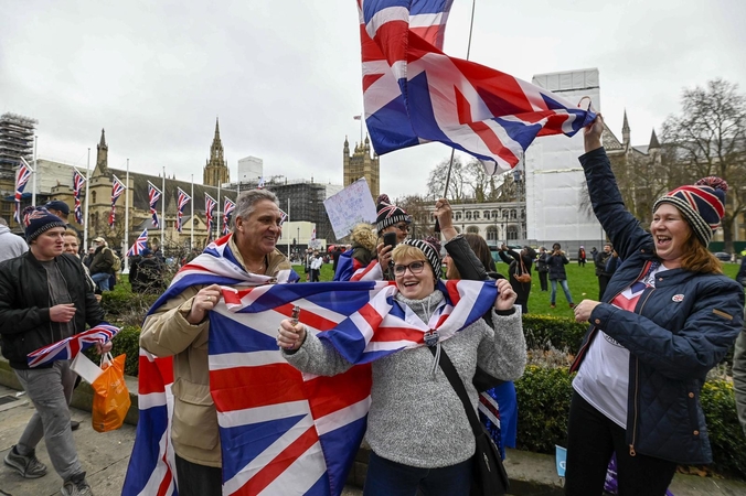 Nepaisant „Brexit“, Europos Komisija neatsisakys anglų kalbos