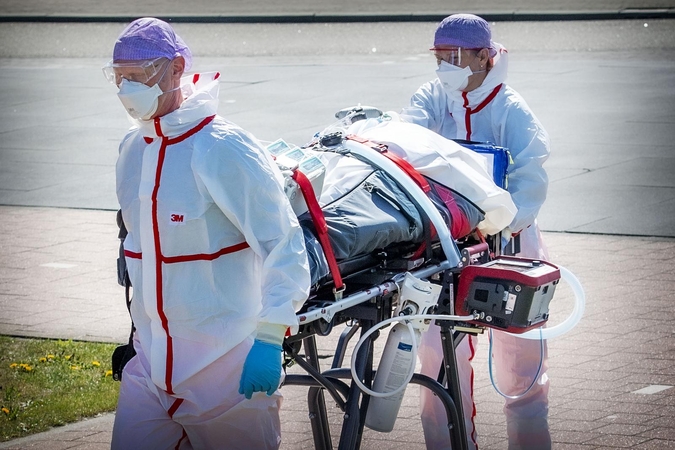 Europoje nuo koronaviruso mirė daugiau kaip 90 tūkst. žmonių