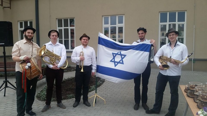 Ėmėsi gaivinti sunykusią žydų muziką