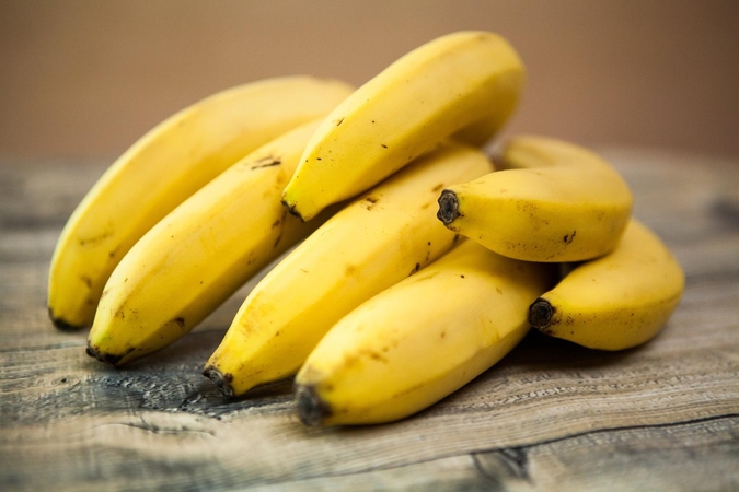 Bananinis džemas su cinamonu ir riešutais