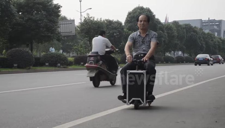 Kam ta mašina, jei važiuoti galima ir elektra varomu lagaminu?