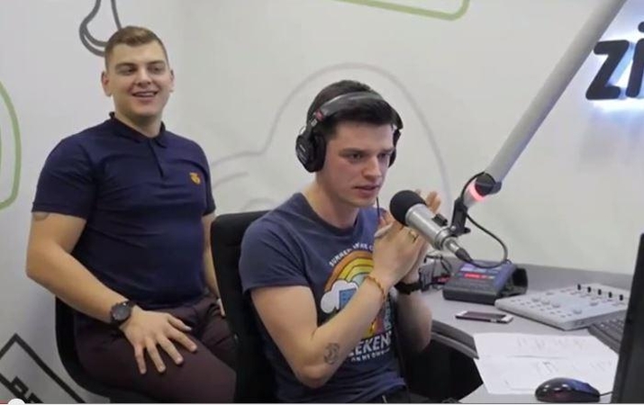 Kam N. Juškai viešbutyje reikėjo keturių lieknų merginų?