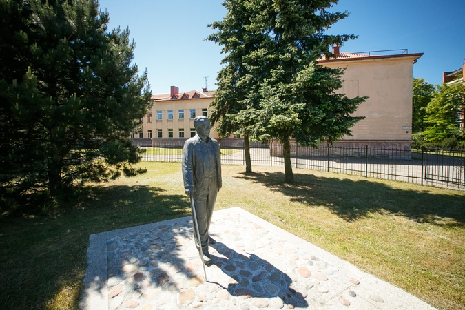Neregių vaikų gyvenimas "žabalyne"