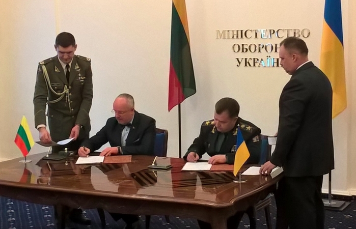 Lietuva padės Ukrainai pertvarkyti seržantų korpusą