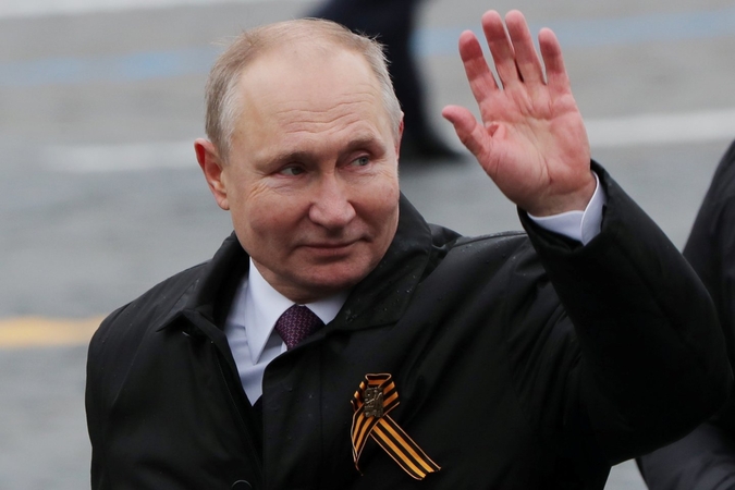 Vokietijos ministras: jei kas nors dar tiki V. Putinu, lygiai taip pat galėtų tikėti Kalėdų Seneliu