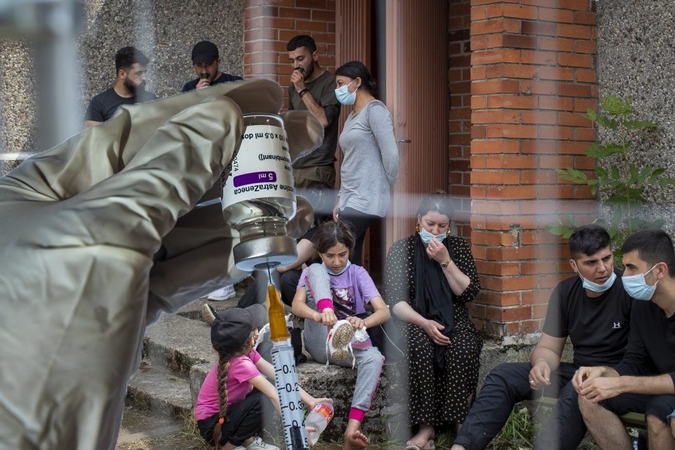 Migrantų skiepijimas nuo COVID-19 Rukloje: vakcinuotis sutiko šeštadalis