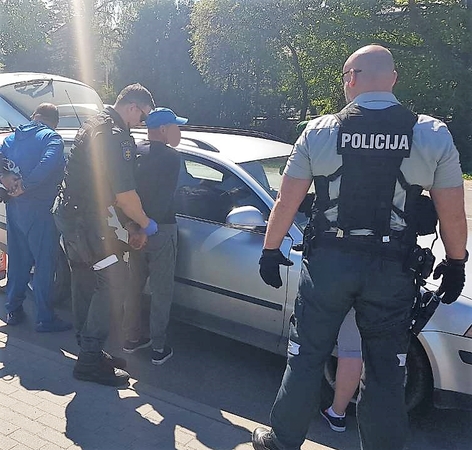 Policijos laimikis – kanapių siunta iš Ispanijos ir jos organizatorius 