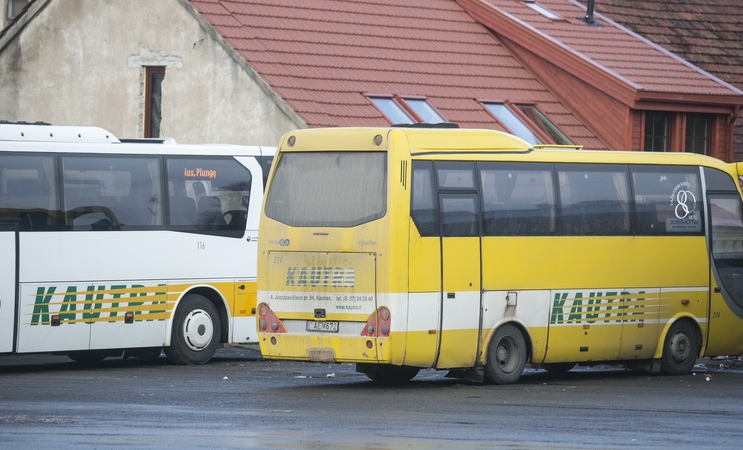 Aiškinsis, kaip įgyvendinama susisiekimo autobusais reforma