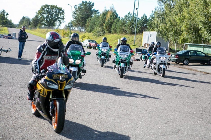 Motociklininkai ir policija – kartu už saugumą keliuose