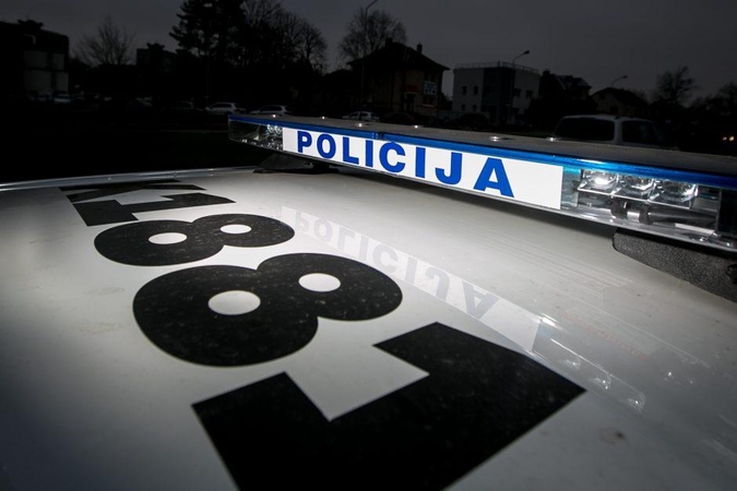 Ieško, kas judrioje Kauno sankryžoje partrenkė pėsčiąjį ir paliko jį likimo valiai