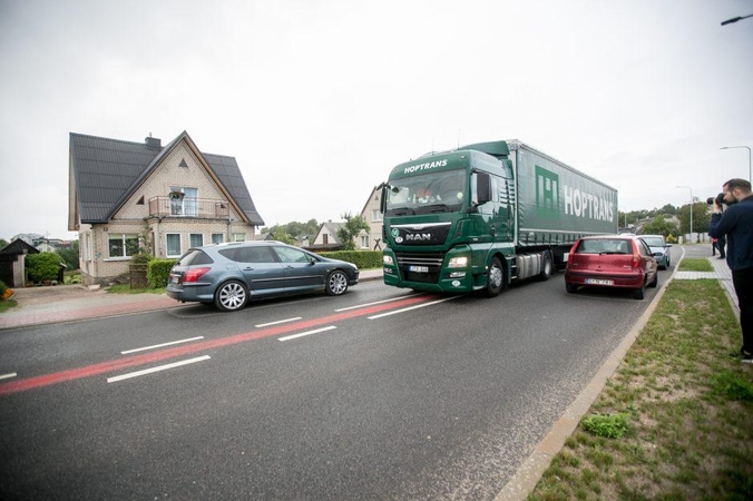 Ramučiams nieko gero nežada: sunkiasvoriai automobiliai toliau drums ramybę