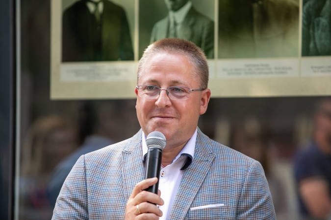 Priesaika negalioja, nes prisiekėme Lietuvos Respublikos Konstitucijai?