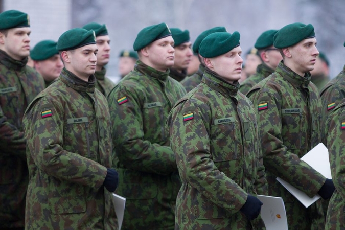 Premjerė: šaukimo pertvarka – tarpinė reforma kelyje į visuotinį šaukimą