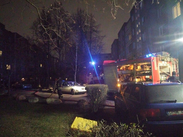 Šiaurės prospekto daugiabutyje supleškėjo butas (atnaujinta)