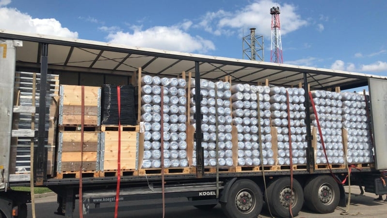 Sprendžiant migrantų krizę, Lietuva sulaukė humanitarinės siuntos iš Švedijos