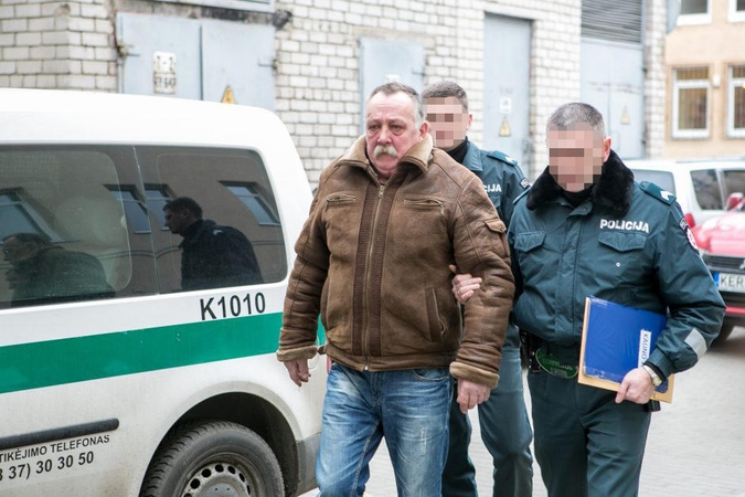 Žmogžudystė parduotuvėje „Iki“: tikrąjį įtariamąjį išdavė Stalino ūsai