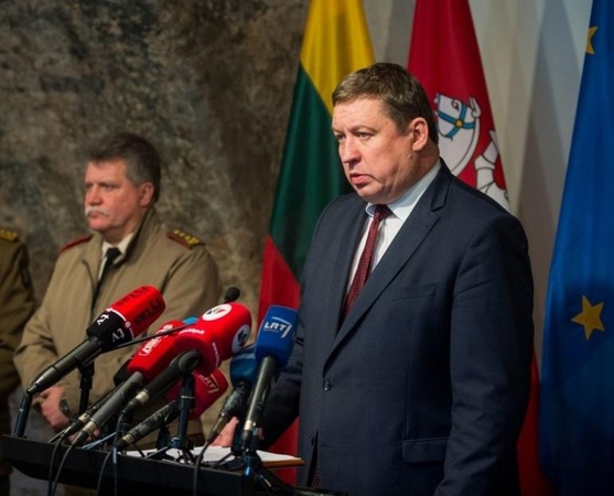 Raimundas Karoblis (dešinėje) ir Jonas Vytautas Žukas (kairėje)
