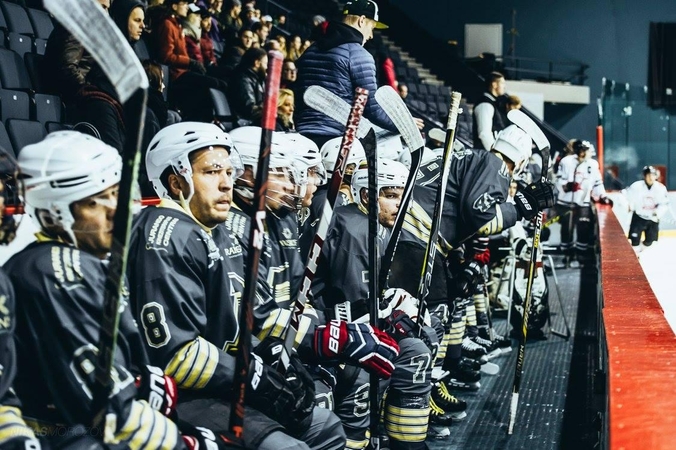 Lietuvos ledo ritulio čempionato atkrintamosios prasidėjo netikėtumu
