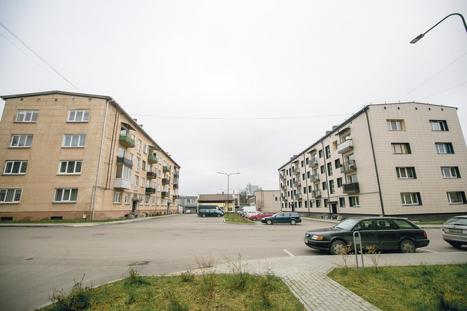 Sutaupo: praėjusių metų pabaigoje, įgyvendinus vieno iš namų renovaciją, jo energinė klasė pakilo iki C, o gyventojų gaunamos šildymo sąskaitos sumažėjo vidutiniškai 45–55 proc.